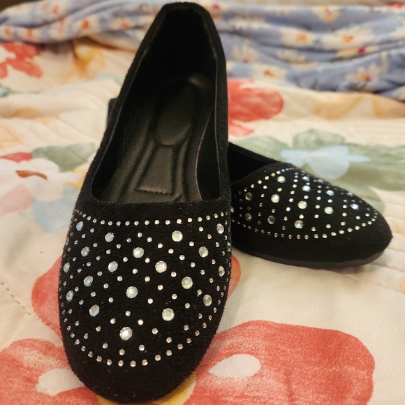 SHEIN Black Rhinestone Flats NWOT - Picture 1 of 3